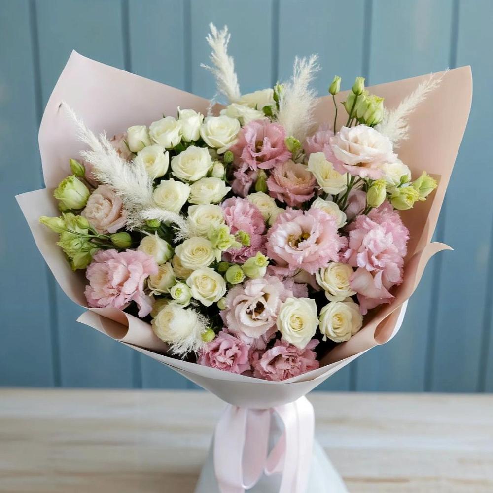 Букет цветов из: Альстромерии и Розы в Спасске Кемеровской области