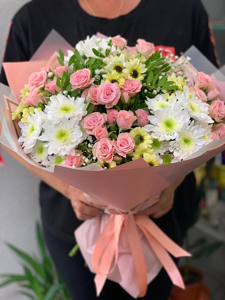 Букет цветов из: Розы и Хризантемы в Спасске Кемеровской области