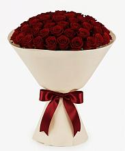Букет 101 Бордовая роза Блэк Бакарра в Спасске Кемеровской области