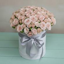 Цветочная композиция из Розы в шляпной коробке #REPLACE_PRED# Спасске Кемеровской области