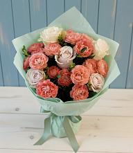 Букет цветов из:  Розы в Спасске Кемеровской области