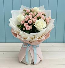 Букет цветов из:  Розы в Спасске Кемеровской области