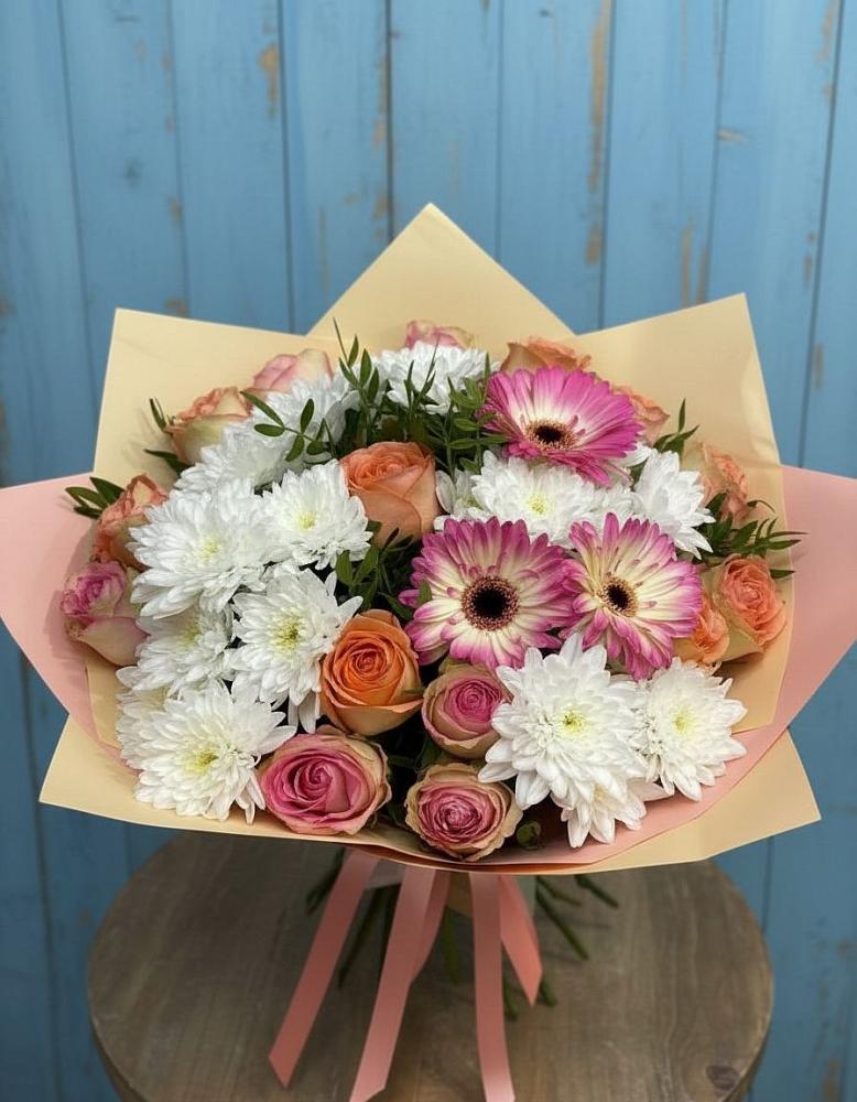 Букет цветов из: Розы, Герберы и Хризантемы в Спасске Кемеровской области