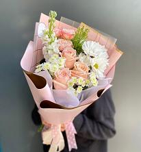 Букет цветов из:  Хризантемы и Розы в Спасске Кемеровской области
