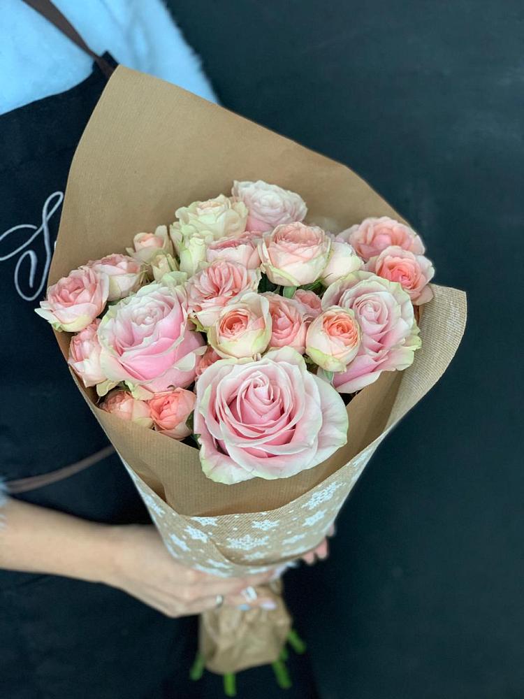 Букет цветов из: Хризантемы и Розы в Спасске Кемеровской области