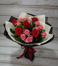 Букет цветов из:  Розы в Спасске Кемеровской области