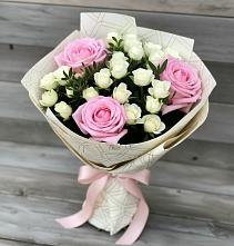 Букет цветов из:  Розы в Спасске Кемеровской области