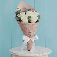 Букет цветов из:  Розы в Спасске Кемеровской области