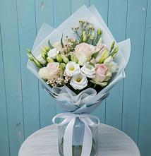 Букет цветов из:  Розы и Лизиантусы #REPLACE_PRED# Спасске Кемеровской области