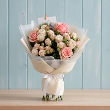 Букет цветов из:  Розы в Спасске Кемеровской области