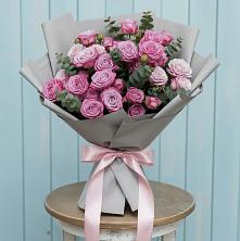 Букет цветов из:  Розы в Спасске Кемеровской области